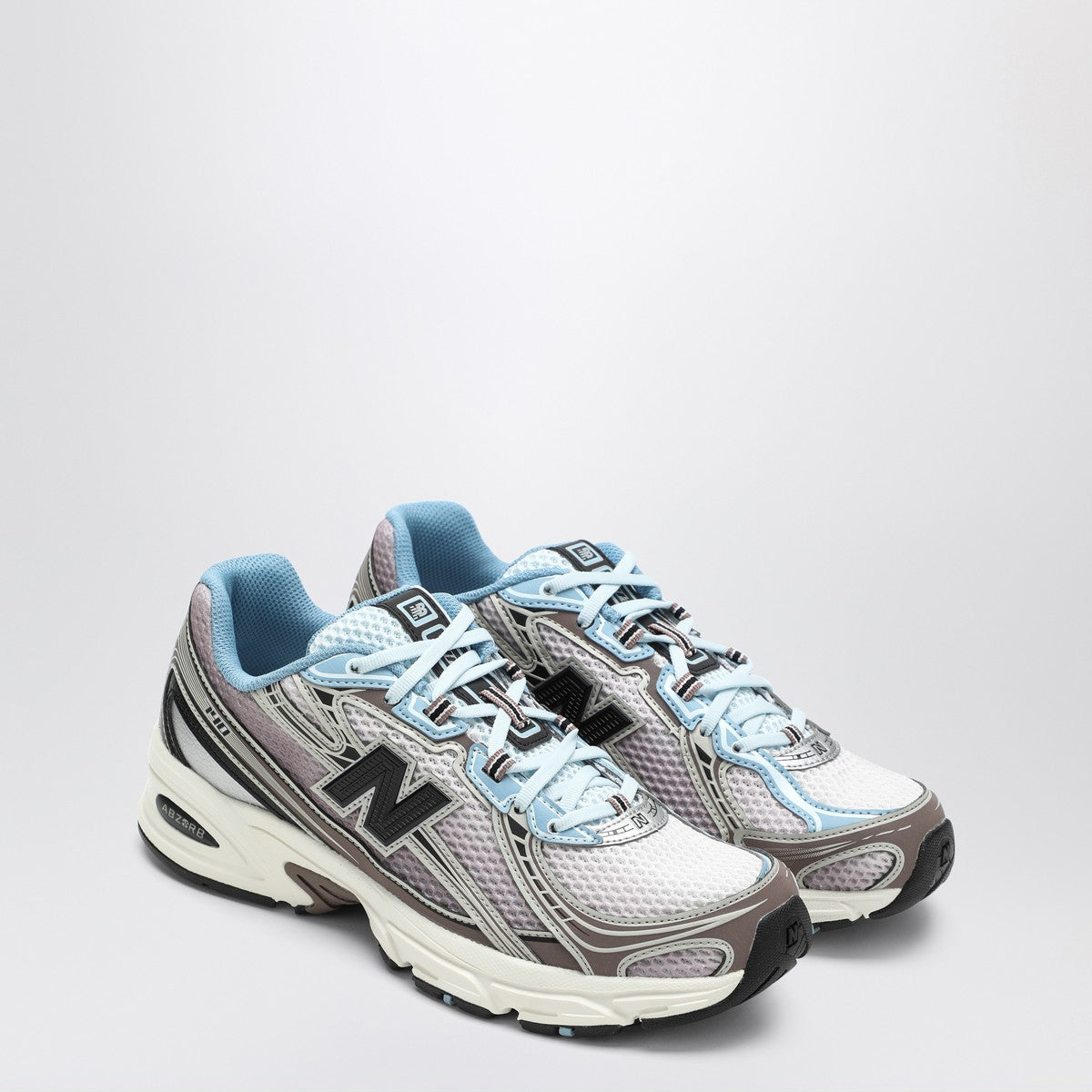 NEW BALANCE – 740 Sea Salt Earth Shadow Frosted Glass R