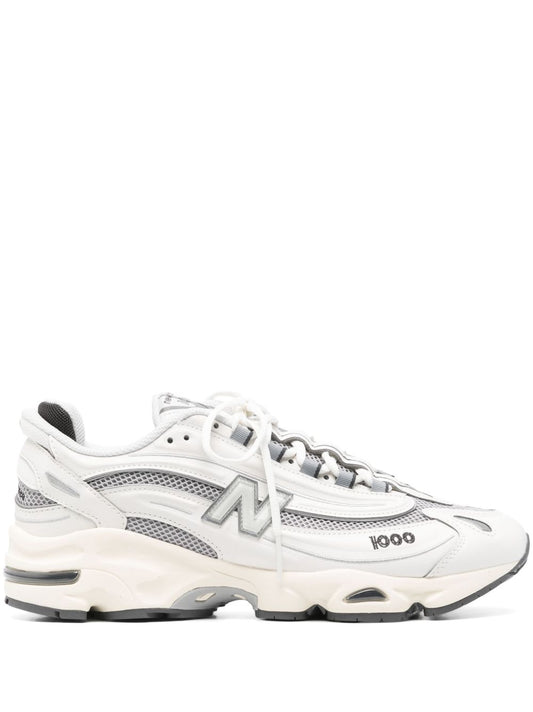 NEW BALANCE – 1000 White/Silver