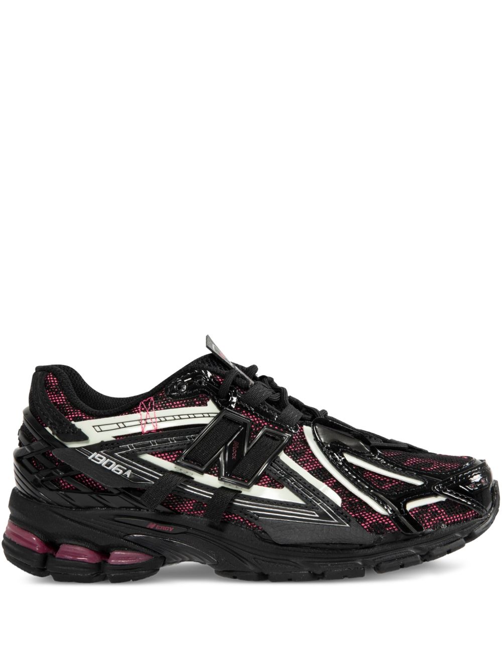 NEW BALANCE – 1906A Noir / Rouge