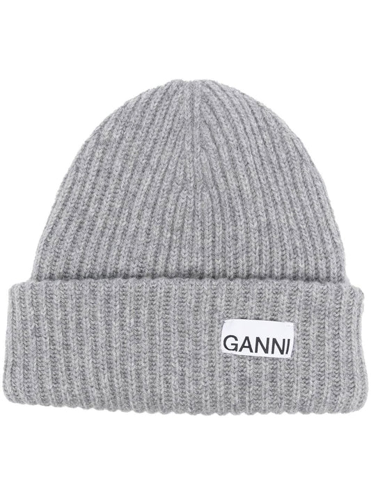 GANNI – Bonnet côtelé gris à logo