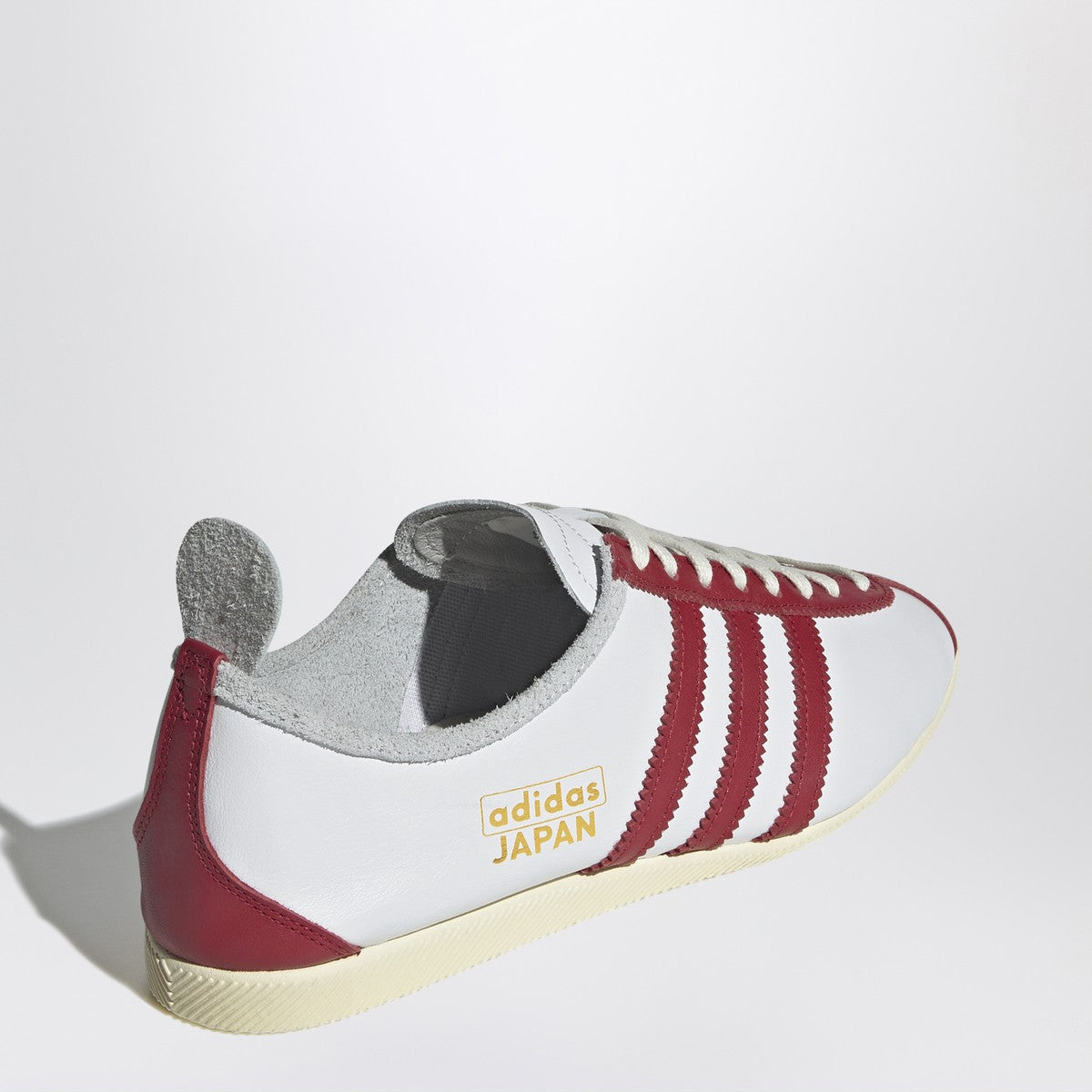 ADIDAS ORIGINALS – Japan Cloud White / Power Red / Cream White