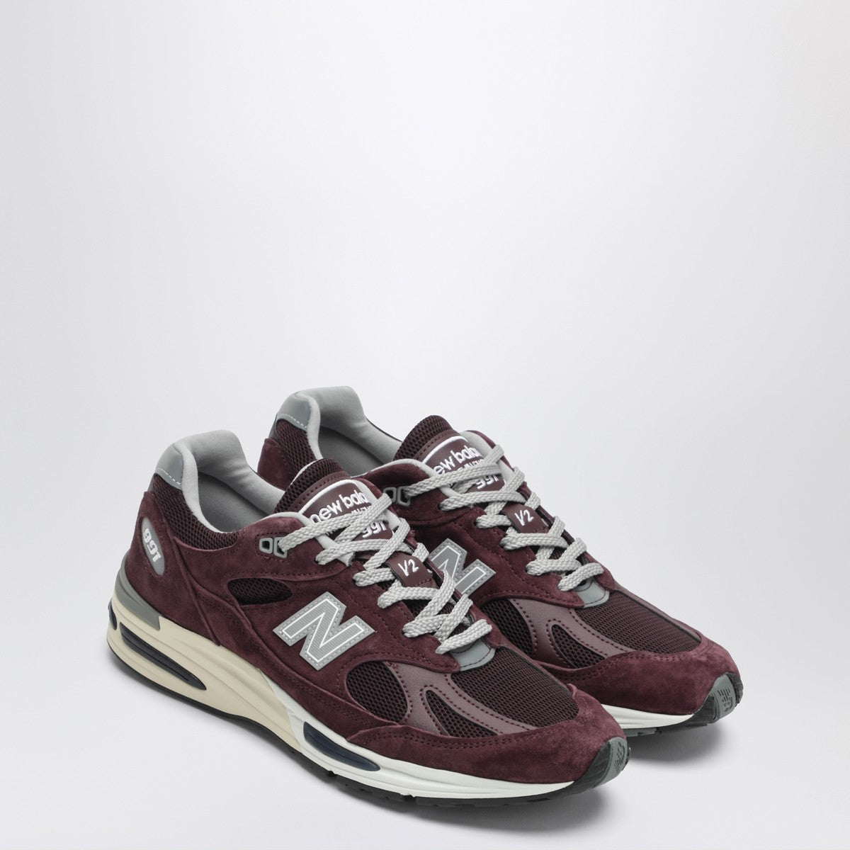 NEW BALANCE – 991v2 Made in UK Catawba Grape